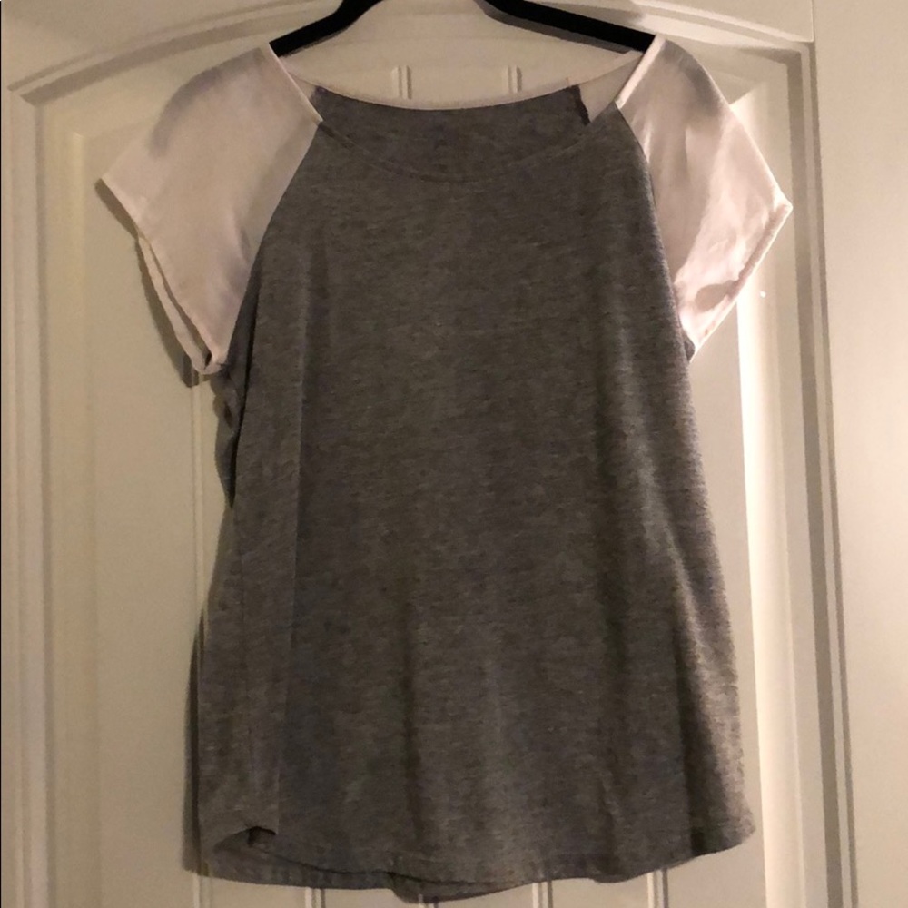 Grey top
